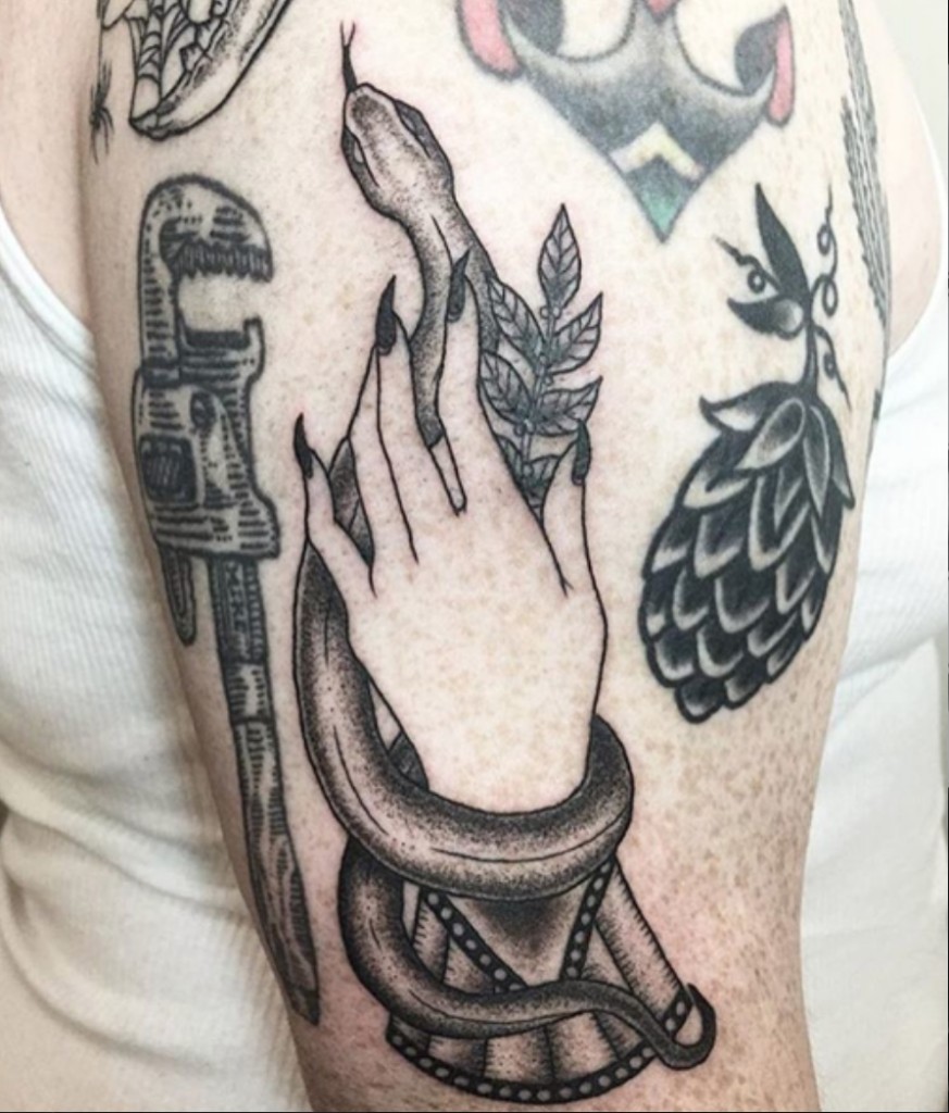 Blackwork tattoo by the Gristle Tattoo team